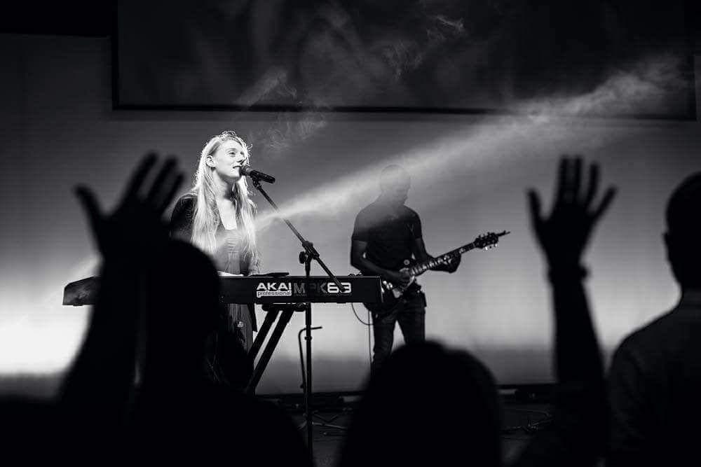 Courtney Reed performing